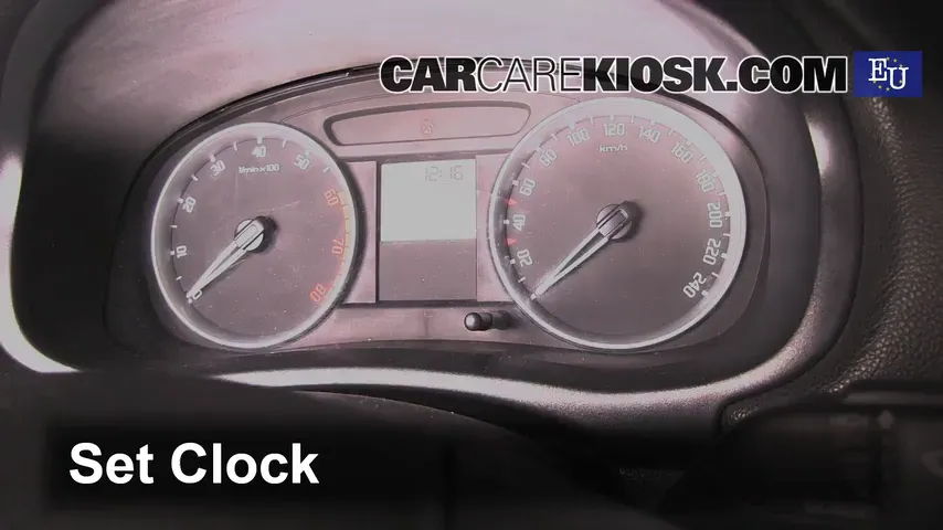 2007 Skoda Roomster HTP 1.2L 3 Cyl. Horloge